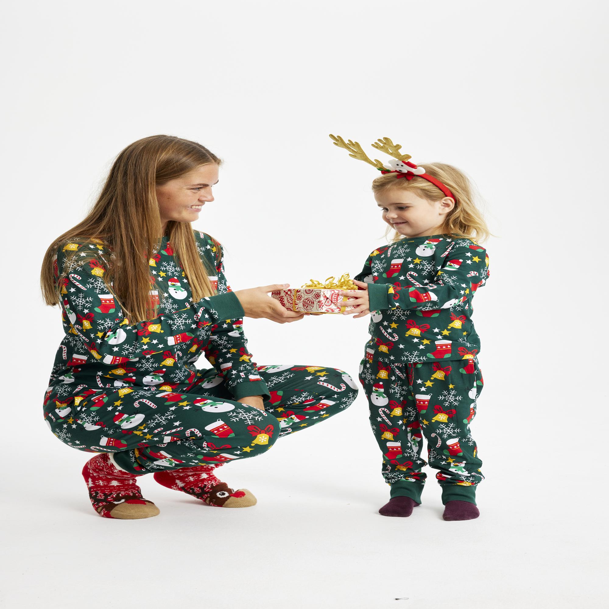 when is christmas over - Illustration