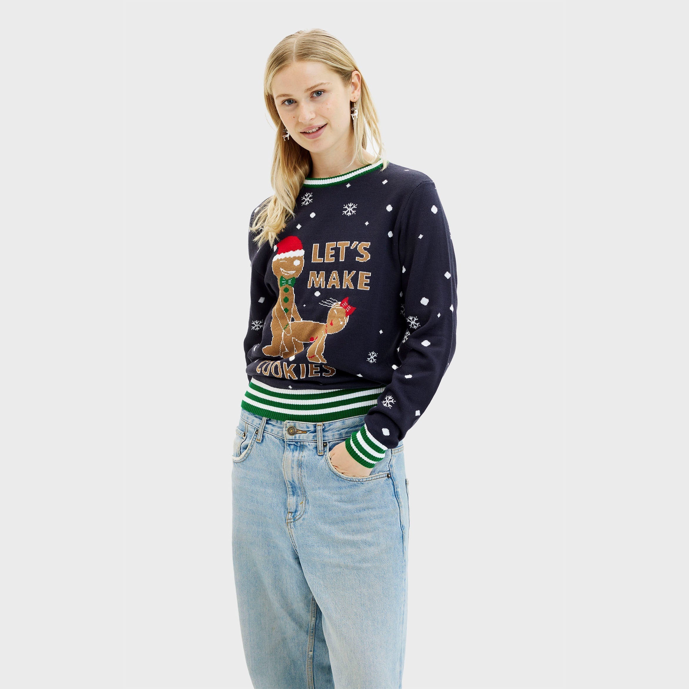 Christmas Cake Sweater – Women