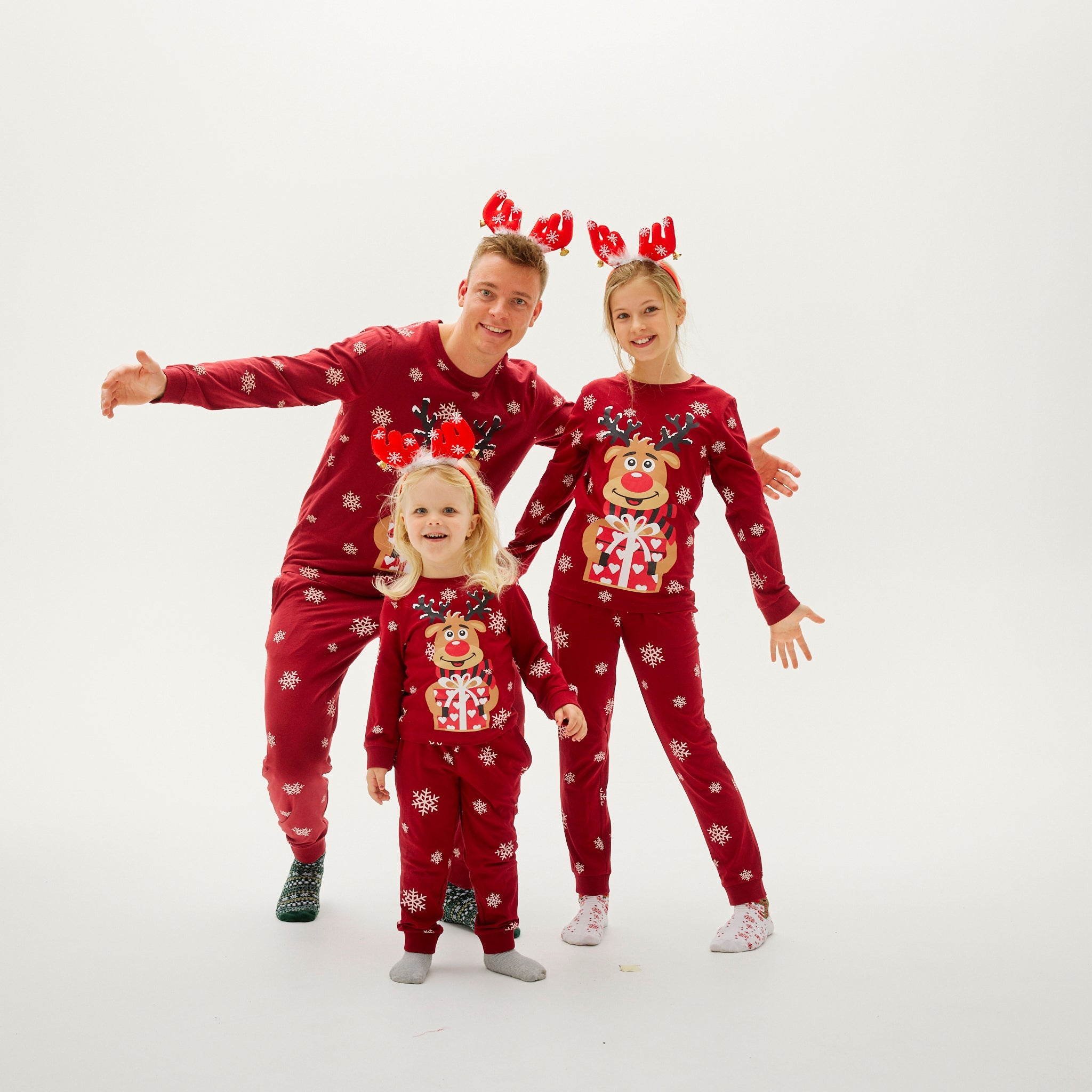 Rudolph’s Cute Red Christmas Pyjamas – Men