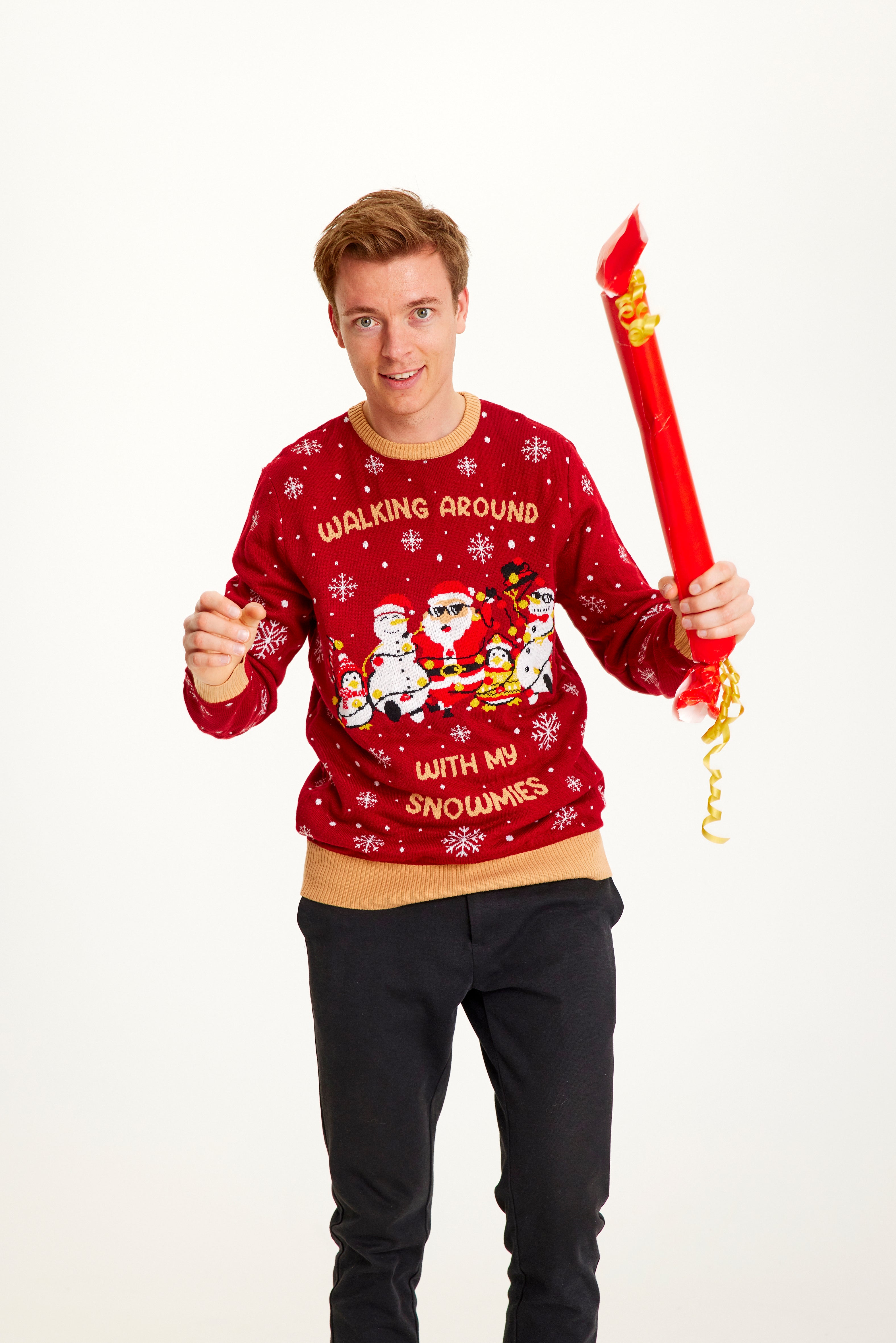 Walking around with my snowmies - Men