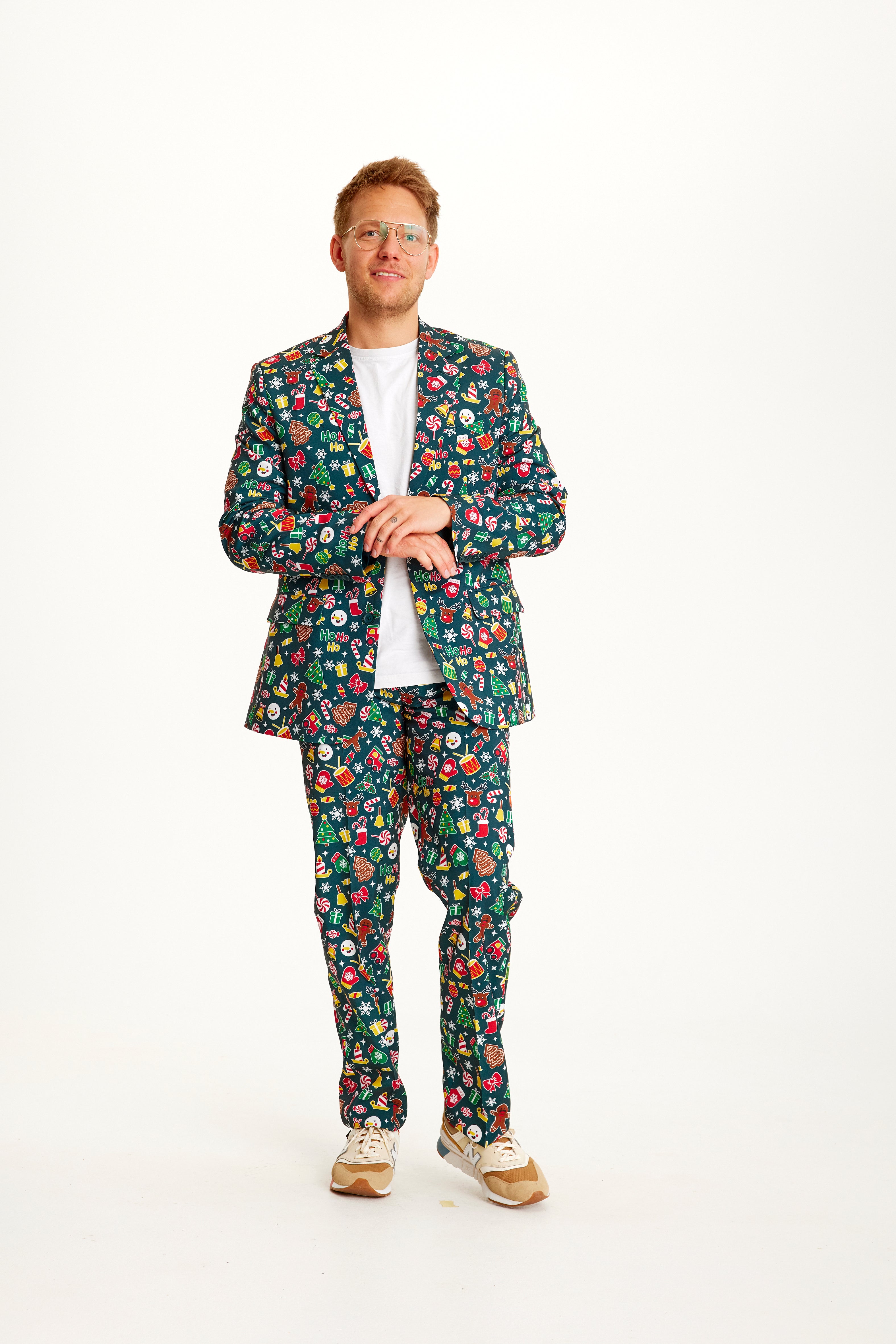 The awesome christmas suit green